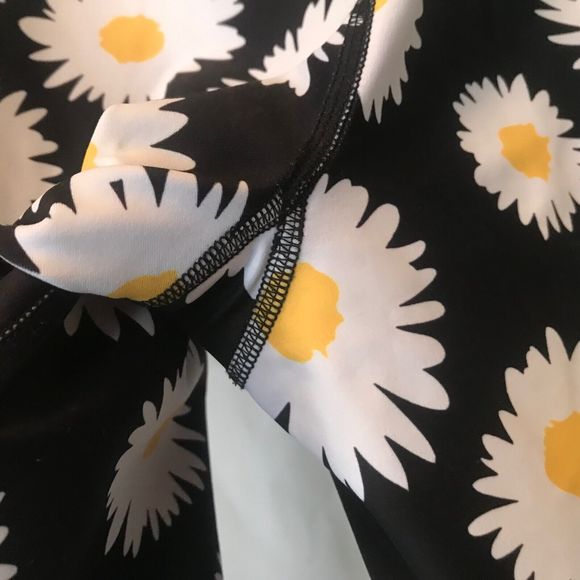 Year of Ours Daisy Veronica Crossover Waist Leggings Blogger Fav size S - Picture 9 of 11